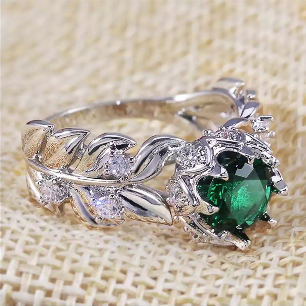 New Women’s 925 Silver Feather Green Emerald Ring - Picture 2 of 6